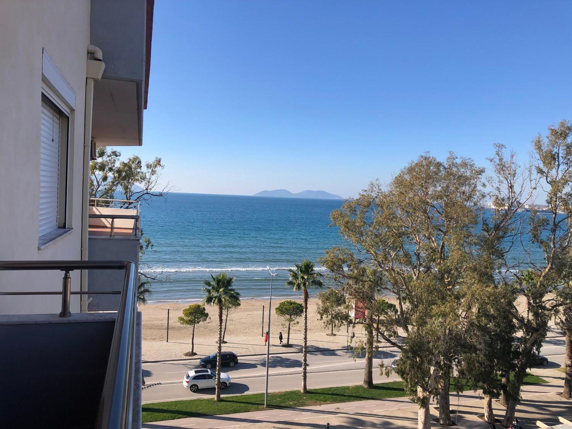 Beachfront 5 By Office Apartamento Vlorë