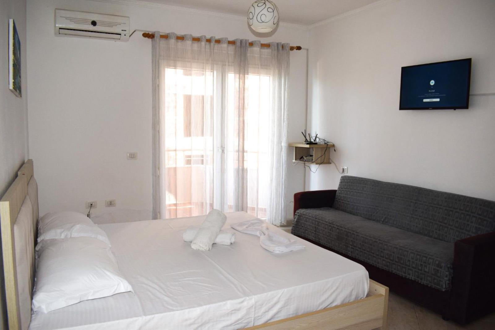 Beachfront 5 By Office Apartament *